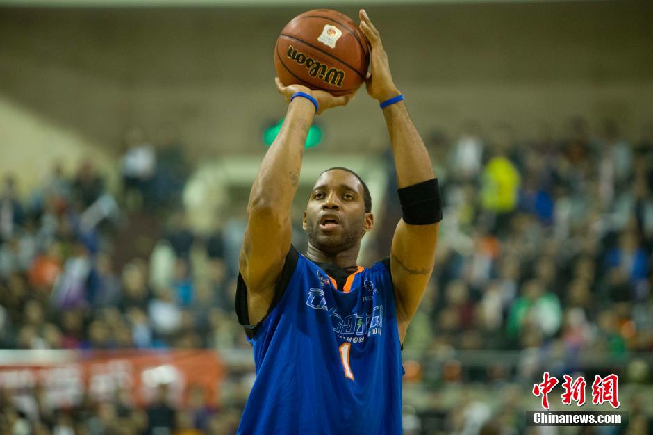 因她的表现 因她的表现